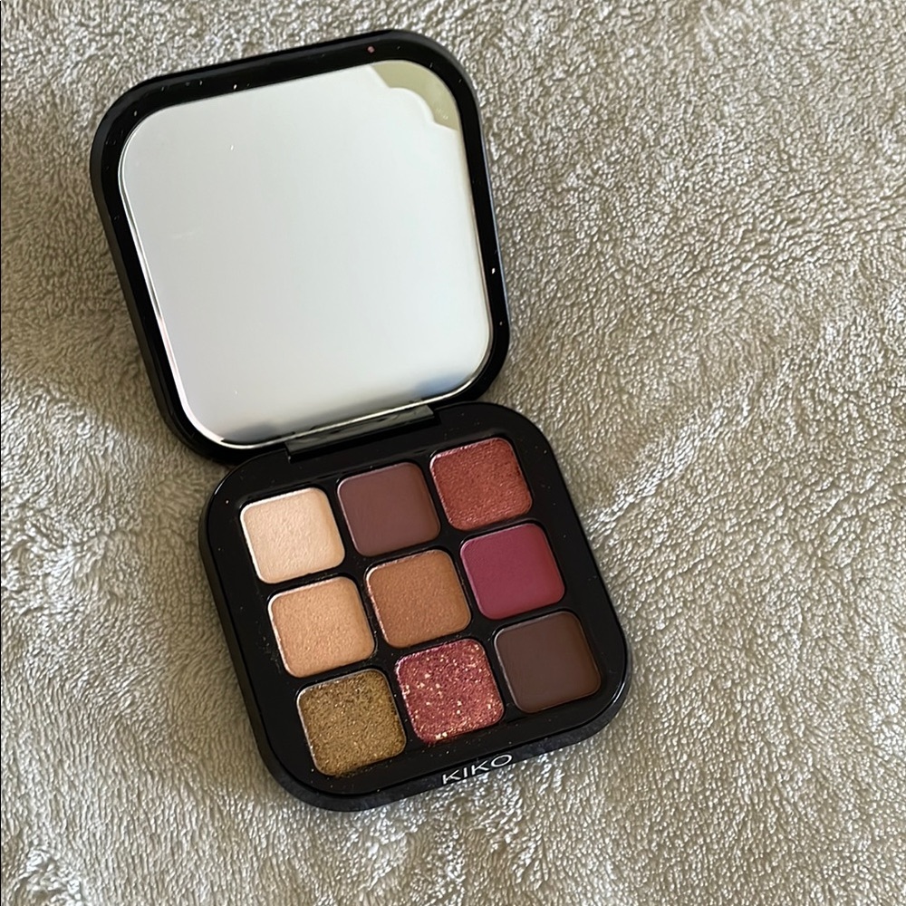 Kiki Milano 03 Glamour Multi Finish Eyeshadow Palette 9-Pan